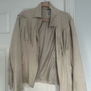 Chic Fringe Leather Jacket in Cream